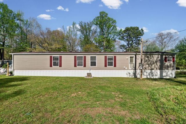 380 Upchurch Drive, Buchanan, TN 38222