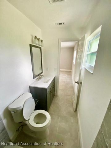 932 Grogan Avenue, Sebring, FL 33875