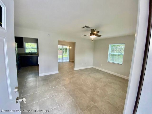 932 Grogan Avenue, Sebring, FL 33875