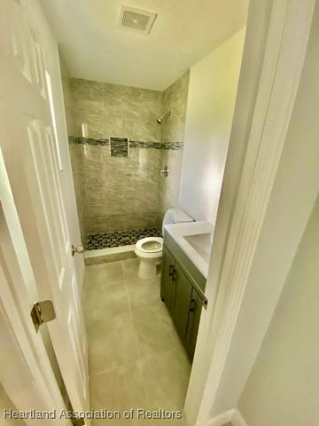 932 Grogan Avenue, Sebring, FL 33875