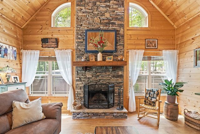 97 Cypress Circle, Ellijay, GA 30540