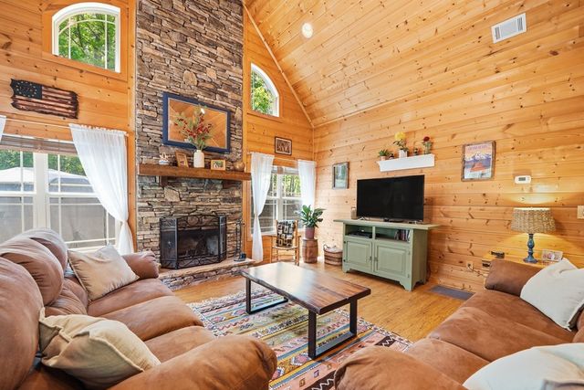 97 Cypress Circle, Ellijay, GA 30540
