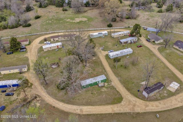 400 Red Hill Circle, Batesville, MS 38606
