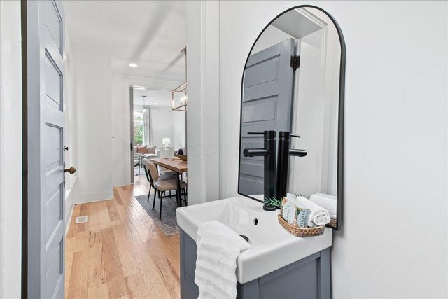 674 S Ohio Avenue, Columbus, OH 43205