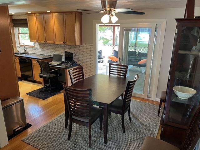 22 Briarwood Rd, Framingham, MA 01701