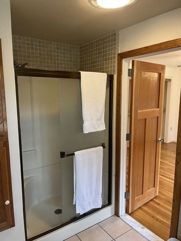 22 Briarwood Rd, Framingham, MA 01701