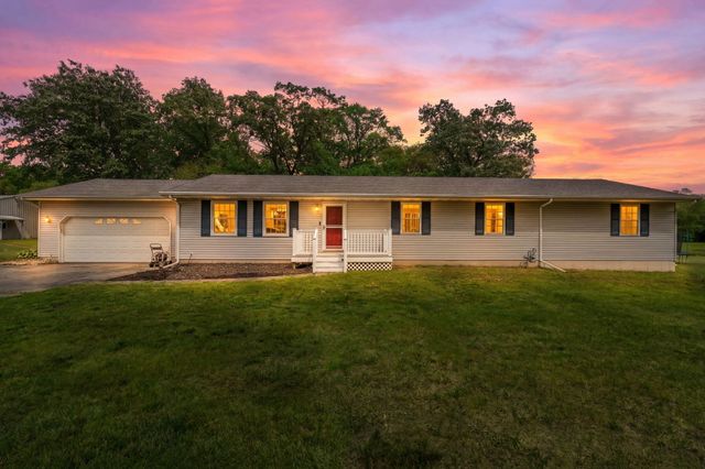 1260 N 500 E, Knox, IN 46534