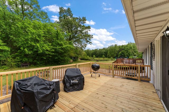 1260 N 500 E, Knox, IN 46534