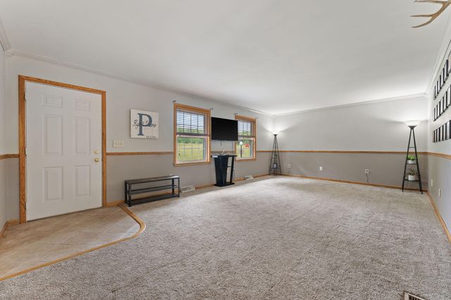 1260 N 500 E, Knox, IN 46534