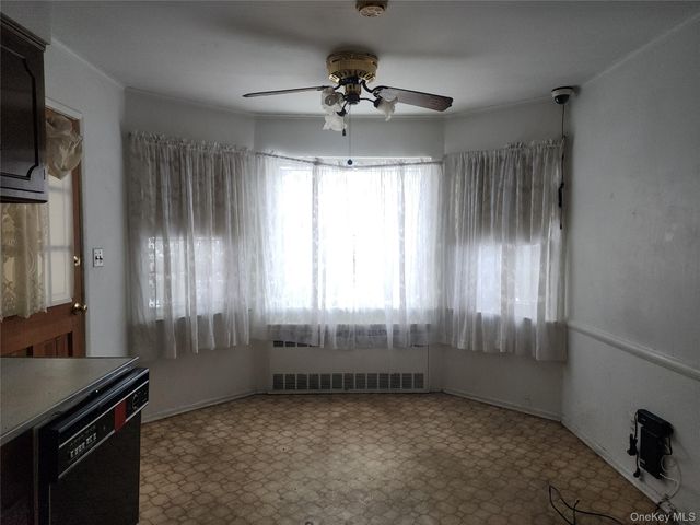 840 Sharon Lane, Westbury, NY 11590