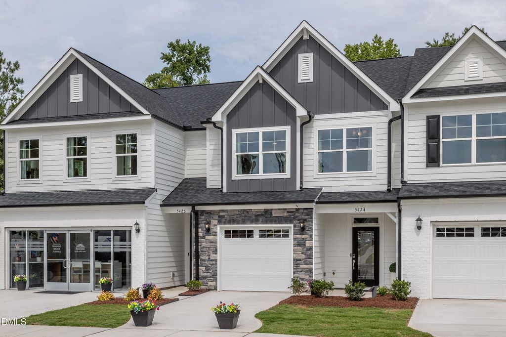 5404 Running Fox Lane, Durham, NC 27703
