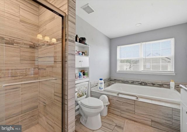 125 HANNUM DR, Bear, DE 19701