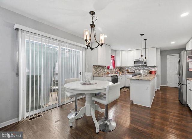 125 HANNUM DR, Bear, DE 19701