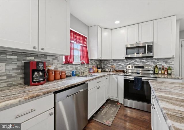 125 HANNUM DR, Bear, DE 19701