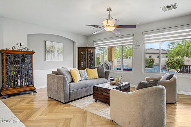 6536 W BROOKHART Way, Phoenix, AZ 85083