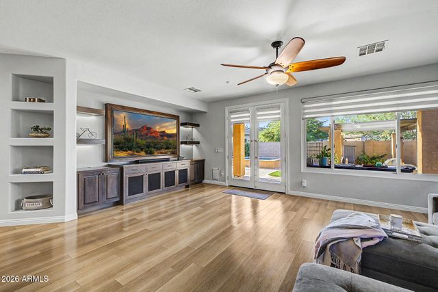6536 W BROOKHART Way, Phoenix, AZ 85083
