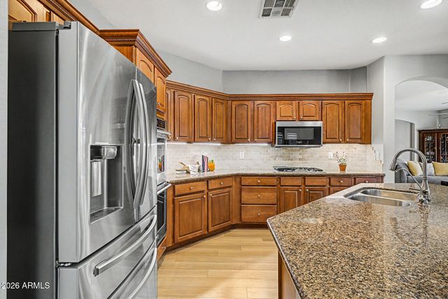 6536 W BROOKHART Way, Phoenix, AZ 85083