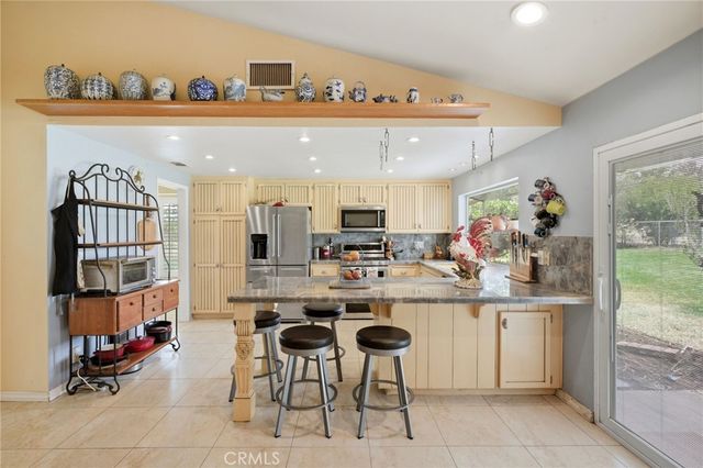 34240 Stowe Road, Winchester, CA 92596
