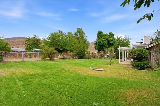 34240 Stowe Road, Winchester, CA 92596