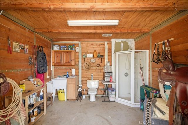 34240 Stowe Road, Winchester, CA 92596
