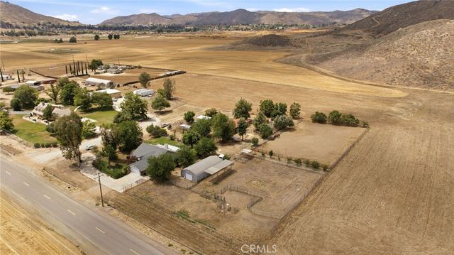34240 Stowe Road, Winchester, CA 92596