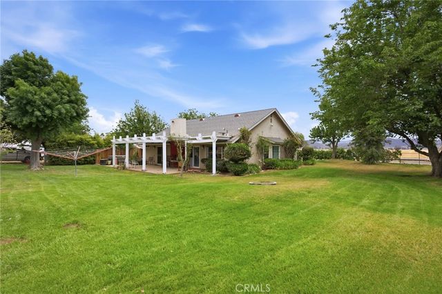 34240 Stowe Road, Winchester, CA 92596