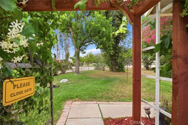 34240 Stowe Road, Winchester, CA 92596
