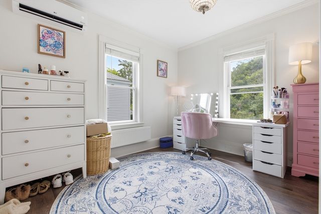 25 Thistle Ave 1, Milton, MA 02186