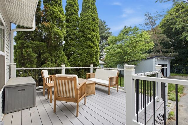 25 Thistle Ave 1, Milton, MA 02186