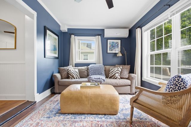 25 Thistle Ave 1, Milton, MA 02186