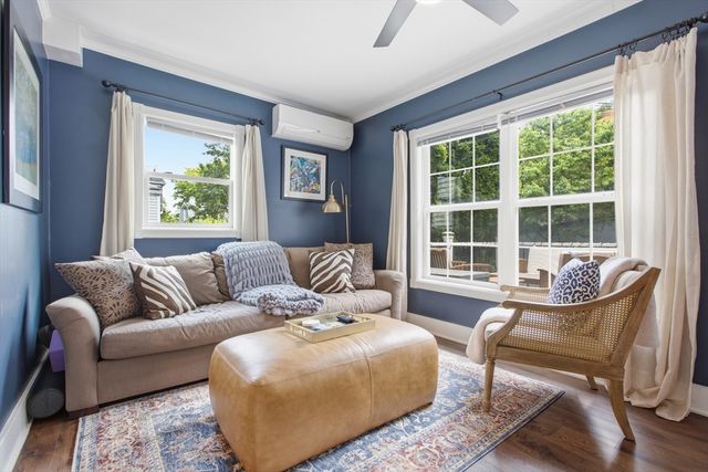 25 Thistle Ave 1, Milton, MA 02186