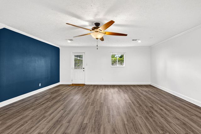 1900 Beck Avenue, Panama City, FL 32405