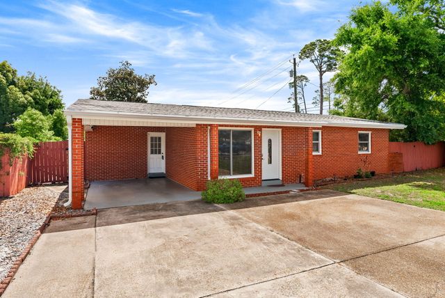 1900 Beck Avenue, Panama City, FL 32405