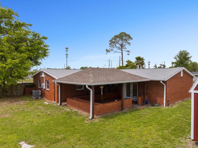 1900 Beck Avenue, Panama City, FL 32405