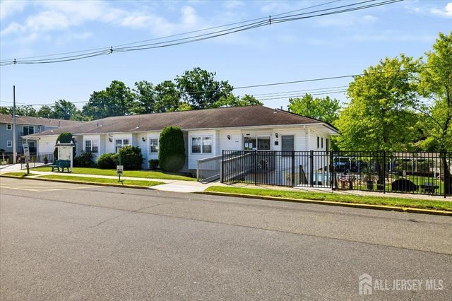 6 minnesota Drive A, Old Bridge, NJ 07747