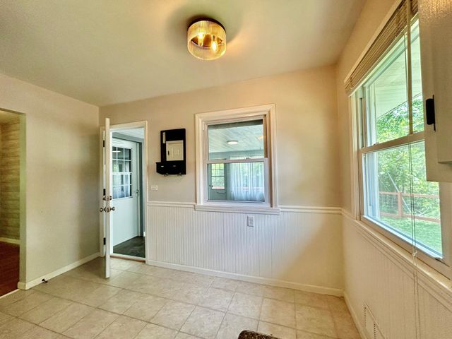 3611 Hampshire Avenue N, Crystal, MN 55427
