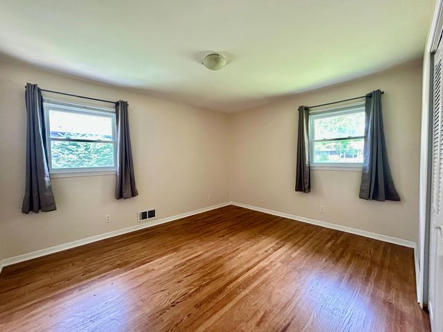 3611 Hampshire Avenue N, Crystal, MN 55427