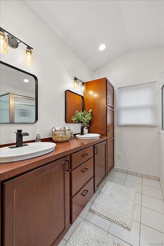 51604 Base Street, New Baltimore, MI 48047