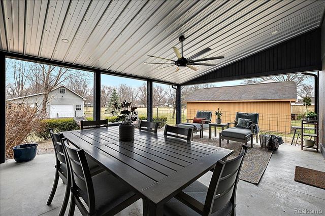 51604 Base Street, New Baltimore, MI 48047