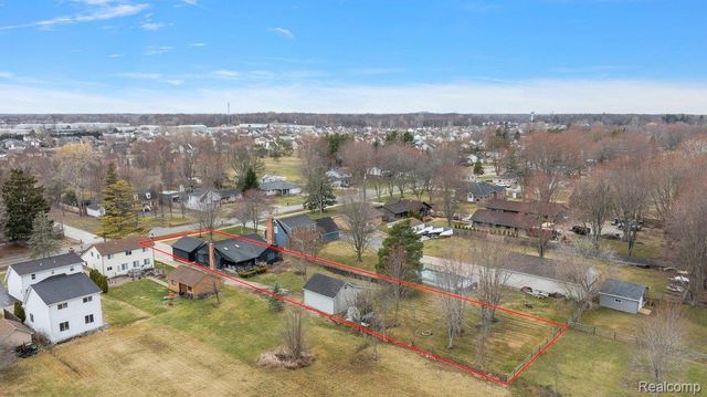 51604 Base Street, New Baltimore, MI 48047