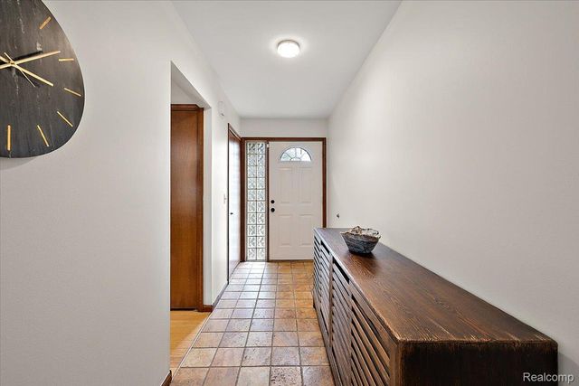 51604 Base Street, New Baltimore, MI 48047