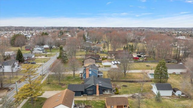 51604 Base Street, New Baltimore, MI 48047