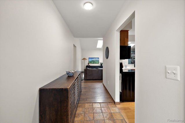 51604 Base Street, New Baltimore, MI 48047