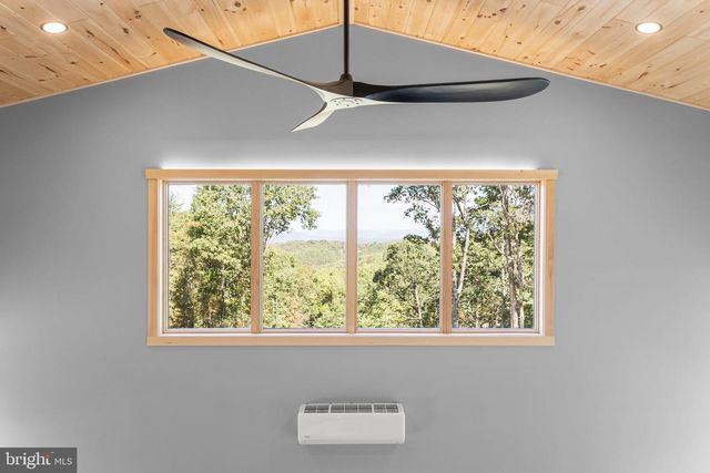 102 BLUFFS RIDGE ROAD, Fort Ashby, WV 26719