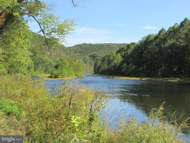 102 BLUFFS RIDGE ROAD, Fort Ashby, WV 26719