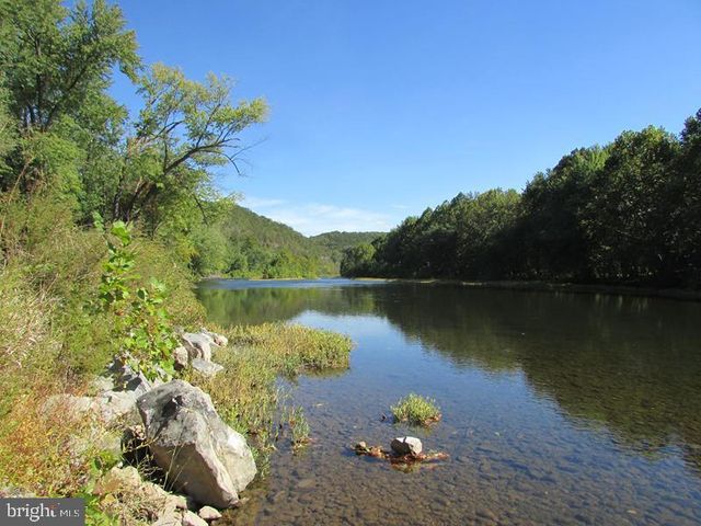 102 BLUFFS RIDGE ROAD, Fort Ashby, WV 26719