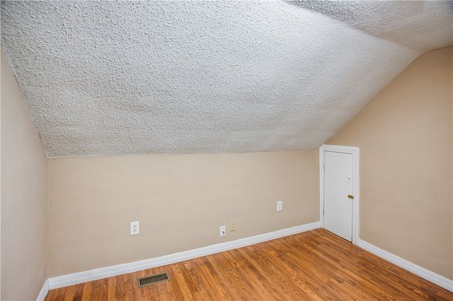 126 Knapp Avenue, Irondequoit, NY 14609