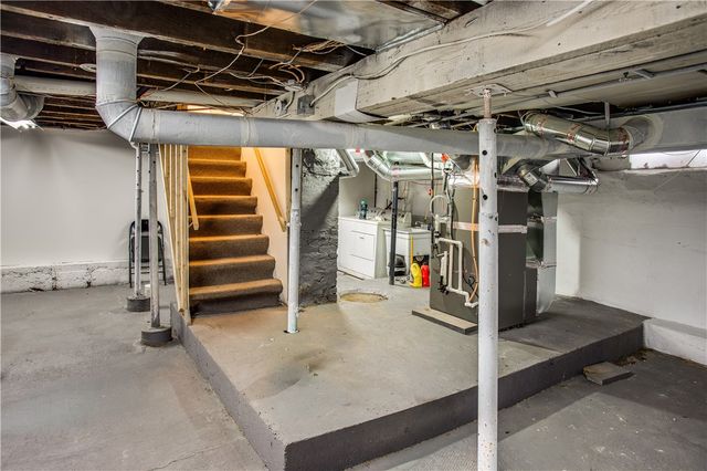 126 Knapp Avenue, Irondequoit, NY 14609