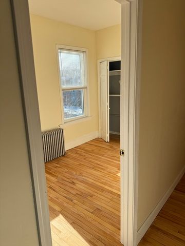 564 Hyde Park Ave 3, Boston, MA 02131