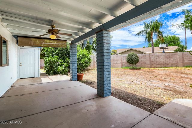 856 E PARADISE Lane, Phoenix, AZ 85022